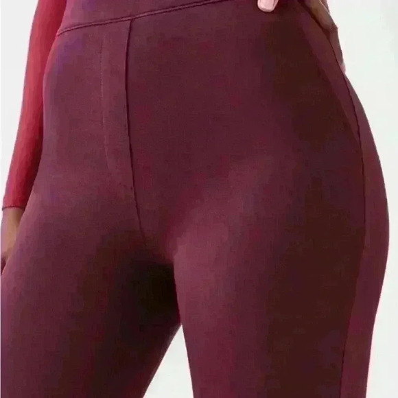 NWOT SPANXsmooth™ Ponte Kick Flare Pant 1X Petite - Chianti, Core Shaping - Picture 4 of 6